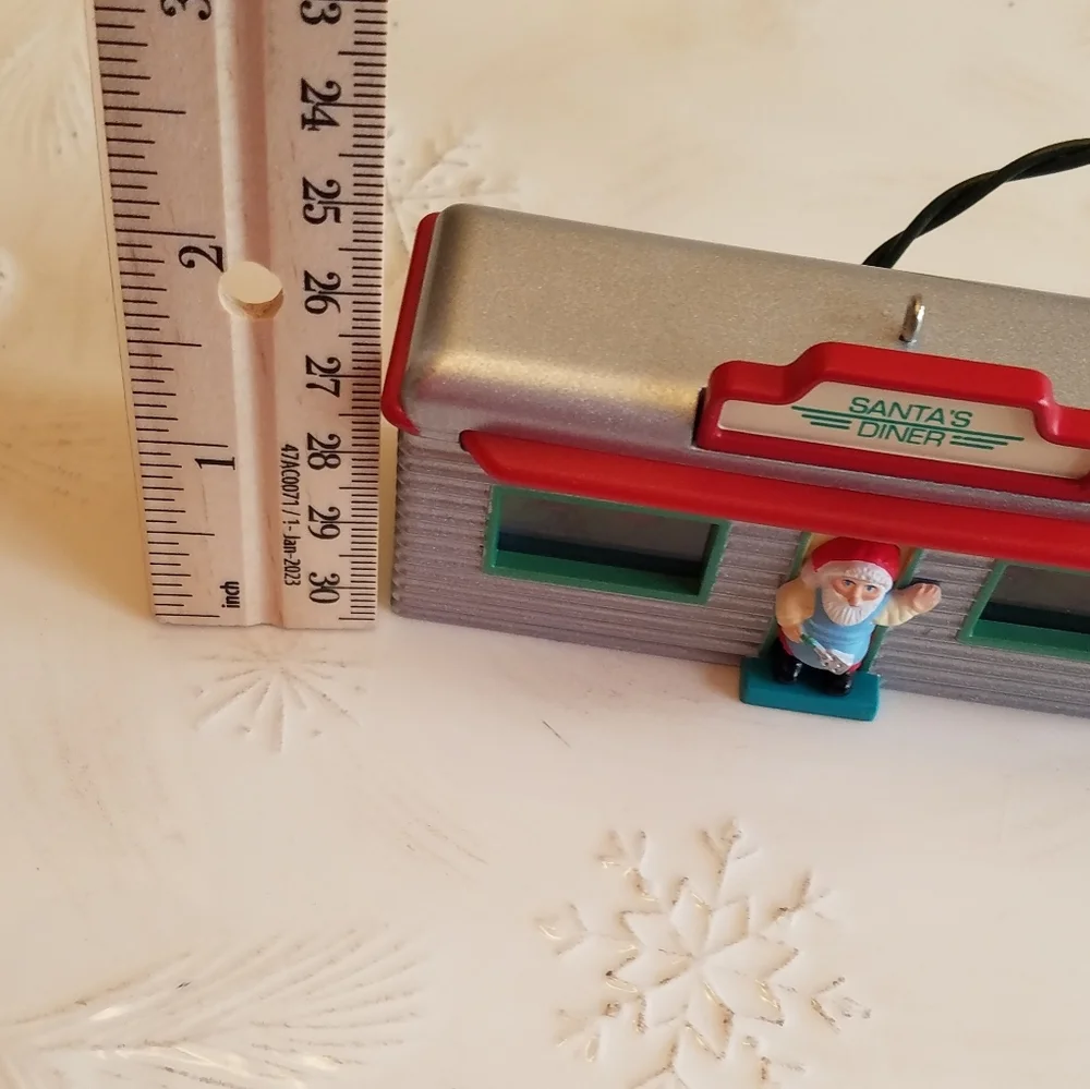 Santa's Diner 1995 Hanging Lighted Ornament Christmas Holiday
